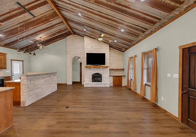 Photo 3 of Single family home for sale at 2207 Talbert Ranch Rd, China Spring, TX 76633 | MLS# 21390117 | Listing updated on 2026-09-25