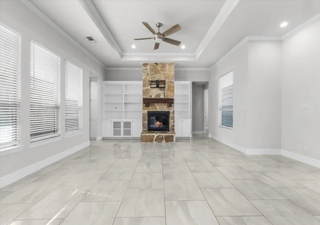 Photo 3 of Single family home for sale at 6028 Berry Ridge Ln, Joshua, TX 76058 | MLS# 21392787 | Listing updated on 2026-09-29