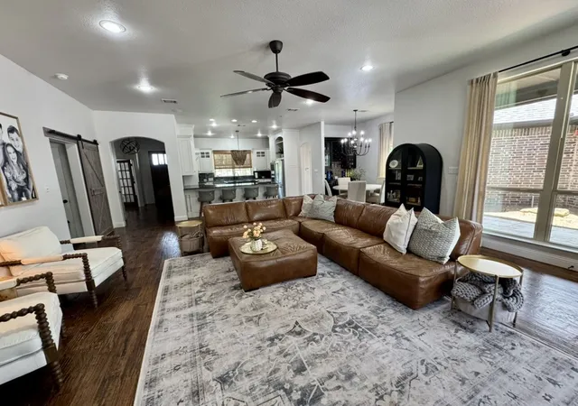 Photo 3 of Single family home for sale at 570 S Sugartree Dr, Lipan, TX 76462 | MLS# 21391904 | Listing updated on 2026-09-23