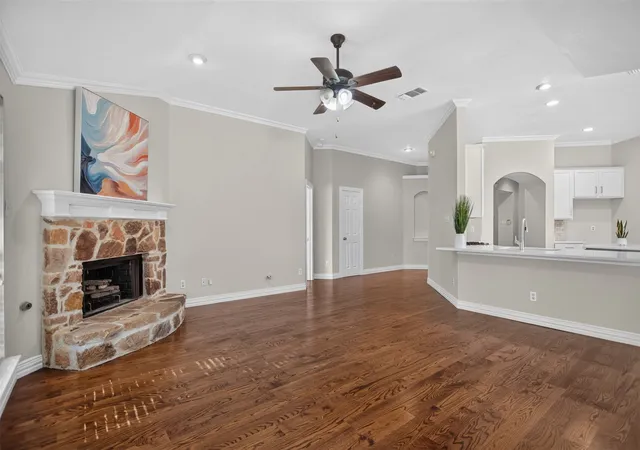 Photo 3 of Single family home for sale at 7016 Holly Hills Ln, Sachse, TX 75048 | MLS# 21380325 | Listing updated on 2026-10-01