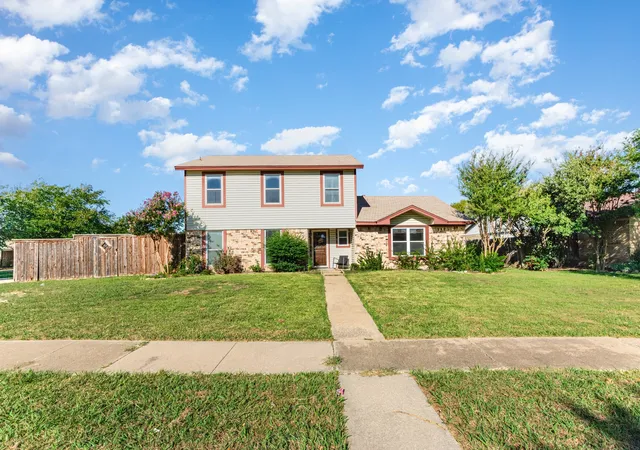 Photo 1 of Single family home for sale at 586 Abilene Dr, Lewisville, TX 75067 | MLS# 21393257 | Listing updated on 2026-09-24