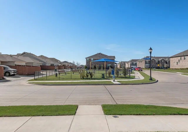 Photo 23 of Single family home for sale at 3750 Honey Daisy Dr, Crandall, TX 75114 | MLS# 21393214 | Listing updated on 2026-10-09