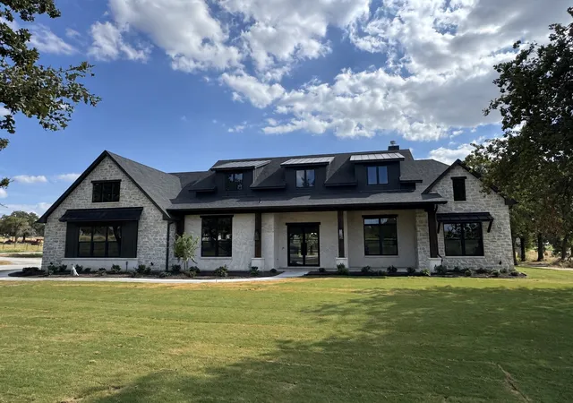 Photo 3 of Single family home for sale at 741 Cooper Trl, Weatherford, TX 76087 | MLS# 21393313 | Listing updated on 2026-10-09