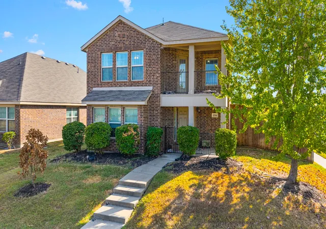 Photo 1 of Single family home for sale at 1734 Pioneer Way, Lancaster, TX 75146 | MLS# 21393323 | Listing updated on 2026-10-29