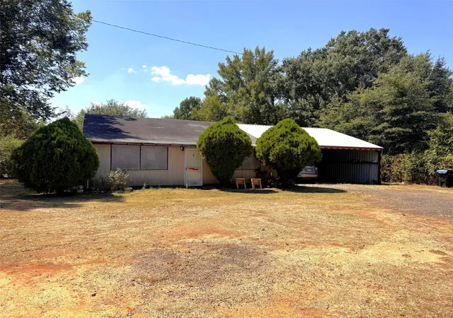 Photo 2 of Single family home for sale at 7205 N Highway 271, Mount Pleasant, TX 75455 | MLS# 21392876 | Listing updated on 2026-09-23