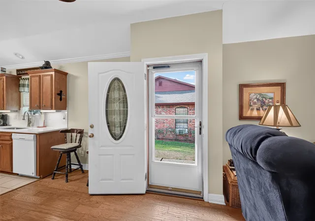 Photo 4 of Sale Pending at 164 Fountain View Dr, Shreveport, LA 71118 | MLS# 21392749 | Listing updated on 2026-10-03