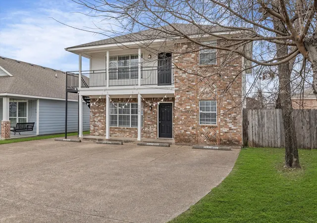 Photo 2 of Multi family home for sale at 1301 Wood Ave #A & B, Waco, TX 76706 | MLS# 21393402 | Listing updated on 2026-09-23