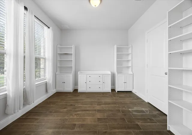 Photo 4 of Single family home for sale at 1001 Blue Heron Ct, Forney, TX 75126 | MLS# 21388211 | Listing updated on 2026-09-23