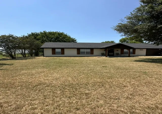 Photo 2 of Single family home for sale at 11110 N Fm 1570, Greenville, TX 75402 | MLS# 21385437 | Listing updated on 2026-09-23