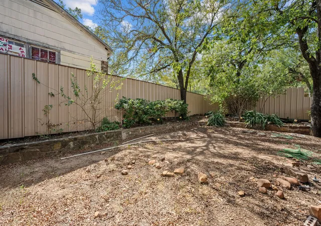 Photo 29 of Single family home for sale at 602 SE 18th Street, Mineral Wells, TX 76067 | MLS# 21389832 | Listing updated on 2026-10-07