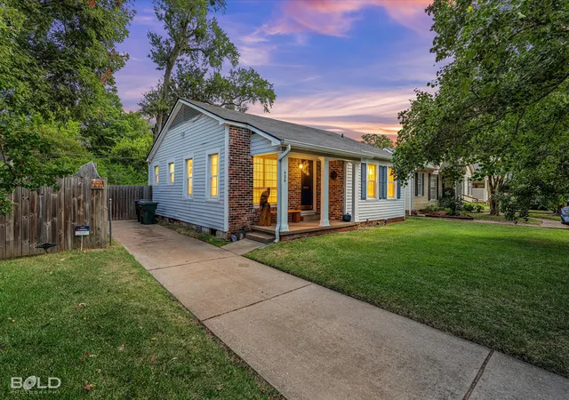 Photo 1 of Single family home for sale at 456 Dudley Dr, Shreveport, LA 71104 | MLS# 21392908 | Listing updated on 2026-09-23