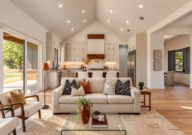 Photo 4 of Single family home for sale at 272 Private Rd 2713, Mount Pleasant, TX 75455 | MLS# 21393525 | Listing updated on 2026-10-04