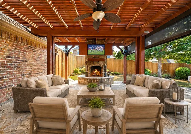Photo 3 of Single family home for sale at 2105 Camden, Mc Kinney, TX 75070 | MLS# 21380202 | Listing updated on 2026-10-09