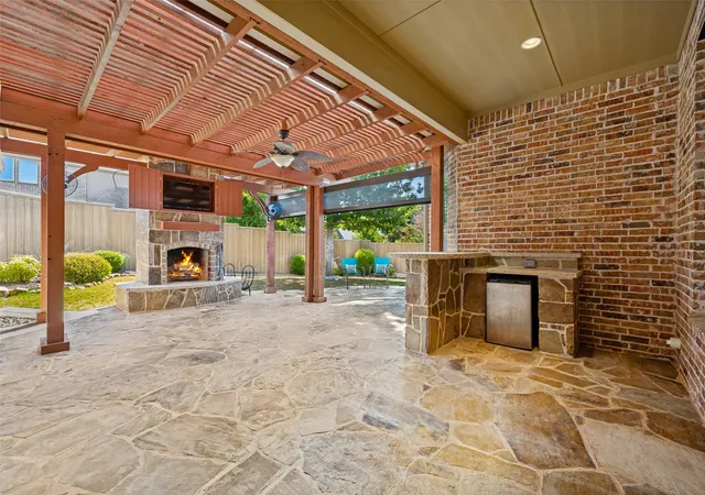 Photo 4 of Single family home for sale at 2105 Camden, Mc Kinney, TX 75070 | MLS# 21380202 | Listing updated on 2026-10-09