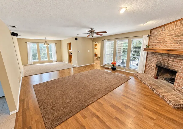 Photo 3 of Single family home for sale at 2104 Oak Brk Dr, Richardson, TX 75081 | MLS# 21393552 | Listing updated on 2026-09-23