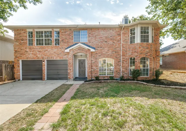 Photo 1 of Single family home for sale at 2107 Meadowview Dr, Corinth, TX 76210 | MLS# 21392544 | Listing updated on 2026-09-24