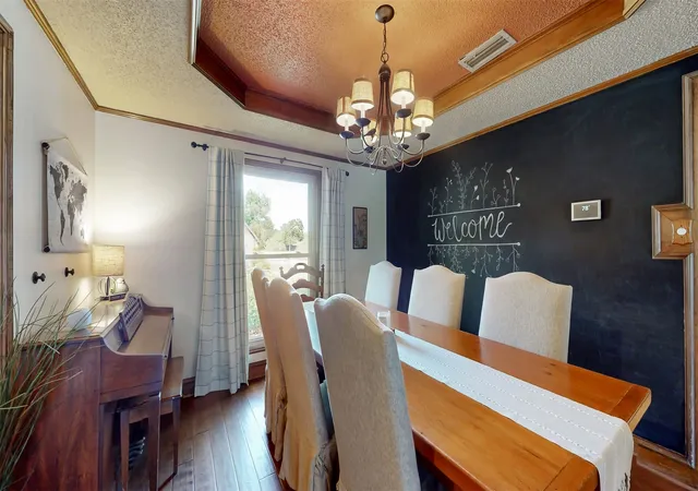 Photo 2 of Single family home for sale at 20 Creekmere Dr, Roanoke, TX 76262 | MLS# 21392862 | Listing updated on 2026-09-27