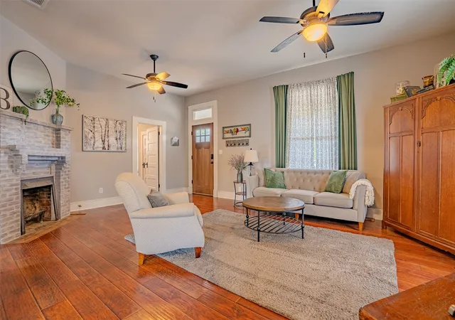 Photo 3 of Single family home for sale at 703 W College St, Stephenville, TX 76401 | MLS# 21389444 | Listing updated on 2026-09-23