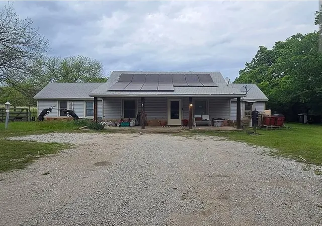 Photo 1 of Single family home for sale at 6270 W Highway 199, Springtown, TX 76082 | MLS# 21393657 | Listing updated on 2026-10-09