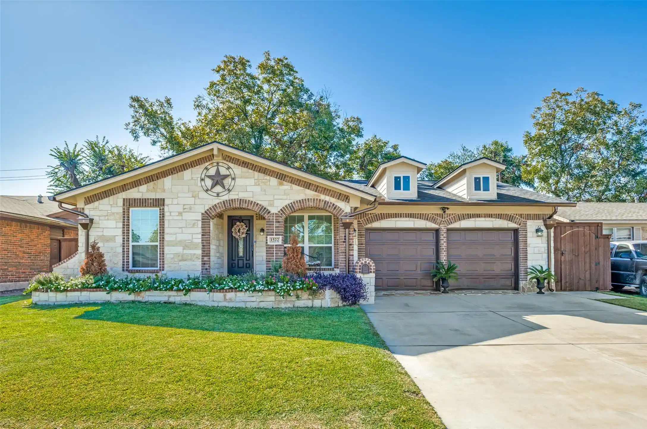 Photo 1 of Single family home for sale at 1522 Carroll Dr, Garland, TX 75041 | MLS# 21393687 | Listing updated on 2026-10-22
