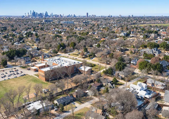 Single family home for sale at 1727 Whittier Ave, Dallas, TX 75218 | MLS# 21393693