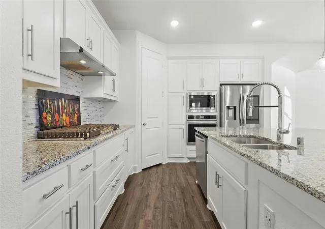 Photo 3 of Single family home for sale at 8224 Legacy Trl, Mc Kinney, TX 75071 | MLS# 21392717 | Listing updated on 2026-10-08