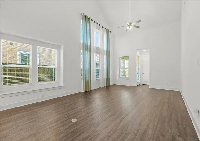 Photo 4 of Single family home for sale at 8224 Legacy Trl, Mc Kinney, TX 75071 | MLS# 21392717 | Listing updated on 2026-10-08