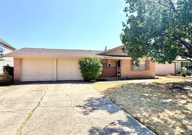 Photo 1 of Single family home for sale at 1310 Hampshire Ln, Richardson, TX 75080 | MLS# 21393737 | Listing updated on 2026-10-08