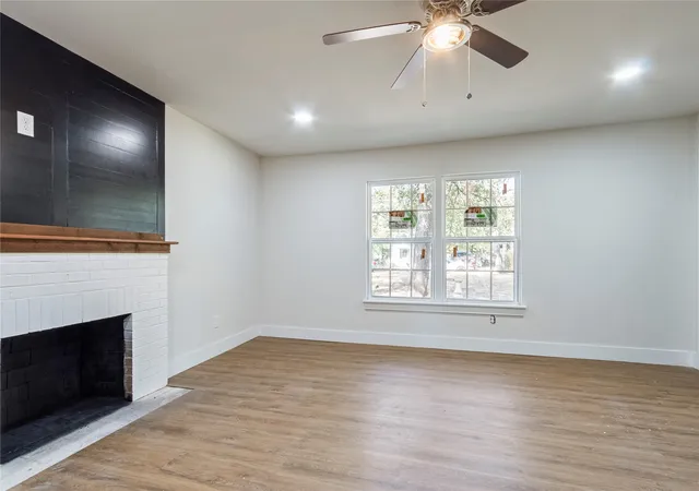 Photo 3 of Single family home for sale at 2029 Lynnhaven Rd, Fort Worth, TX 76103 | MLS# 21352489 | Listing updated on 2026-09-24