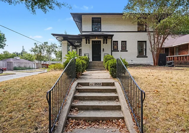 Photo 1 of Single family home for sale at 2532 6th Avenue, Fort Worth, TX 76110 | MLS# 21386193 | Listing updated on 2026-09-24