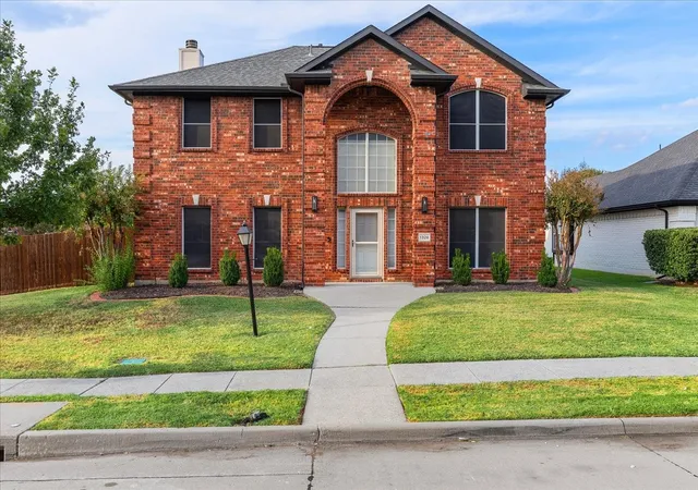 Photo 2 of Single family home for sale at 1326 Woodmoor Dr, Allen, TX 75013 | MLS# 21393754 | Listing updated on 2026-09-27