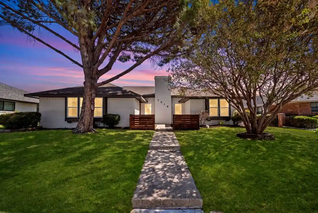 Photo 1 of Sale Pending at 3814 Woodside Rd, Carrollton, TX 75007 | MLS# 21392402 | Listing updated on 2026-10-18