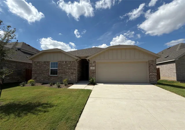 Photo 1 of Single family home for sale at 209 Patton Ln, Venus, TX 76084 | MLS# 21380647 | Listing updated on 2026-09-29