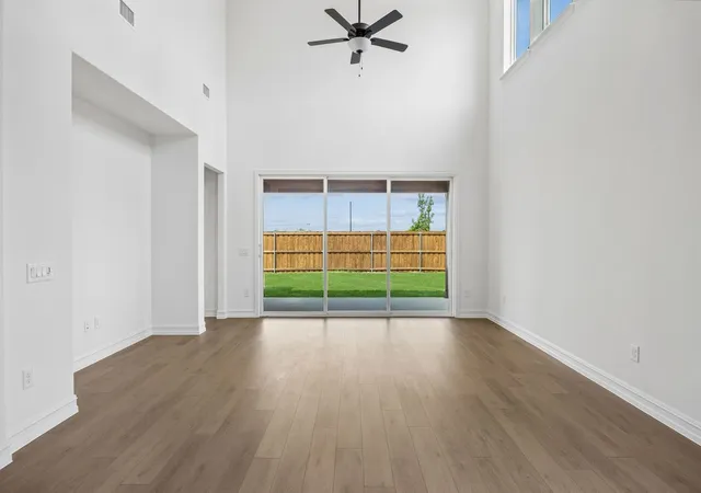 Photo 3 of Single family home for sale at 1305 Boyd St, Aubrey, TX 76227 | MLS# 21393795 | Listing updated on 2026-09-30