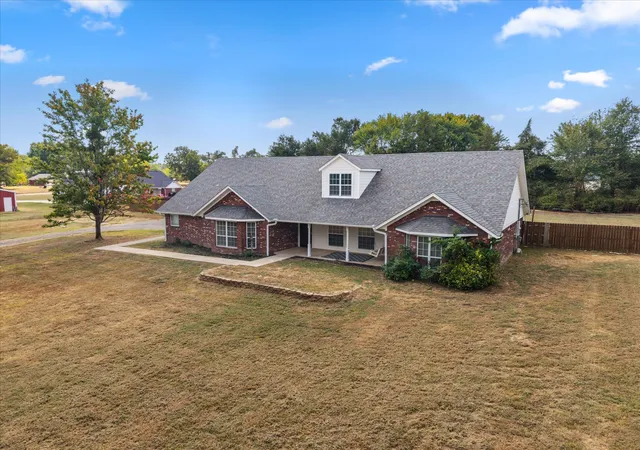 Photo 1 of Single family home for sale at 150 County Rd Nw 2045, Mount Vernon, TX 75457 | MLS# 21393460 | Listing updated on 2026-09-24