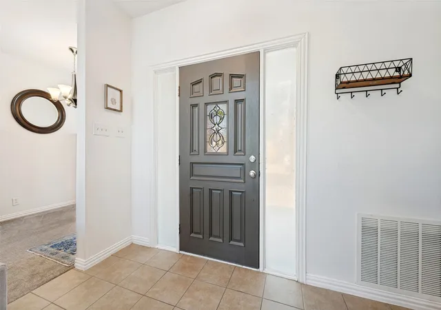 Photo 3 of Condo for sale at 221 Cimarron Trl #2, Irving, TX 75063 | MLS# 21363962 | Listing updated on 2026-09-24