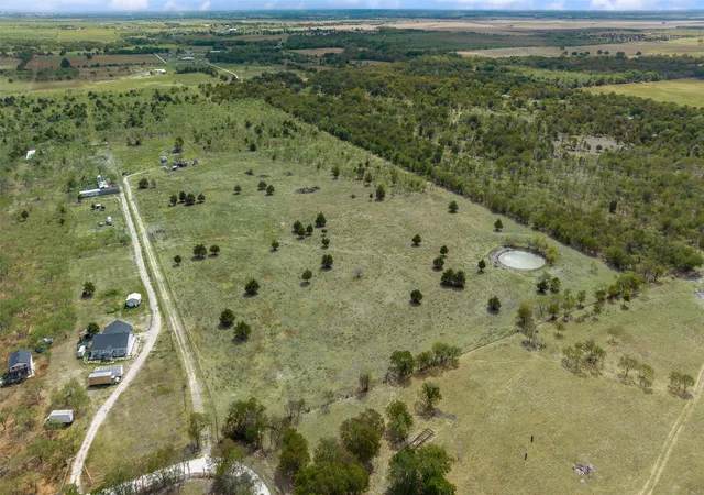 Photo 1 of Land for sale at 3189 Nw County Rd 1110, Corsicana, TX 75110 | MLS# 21393465 | Listing updated on 2026-10-08