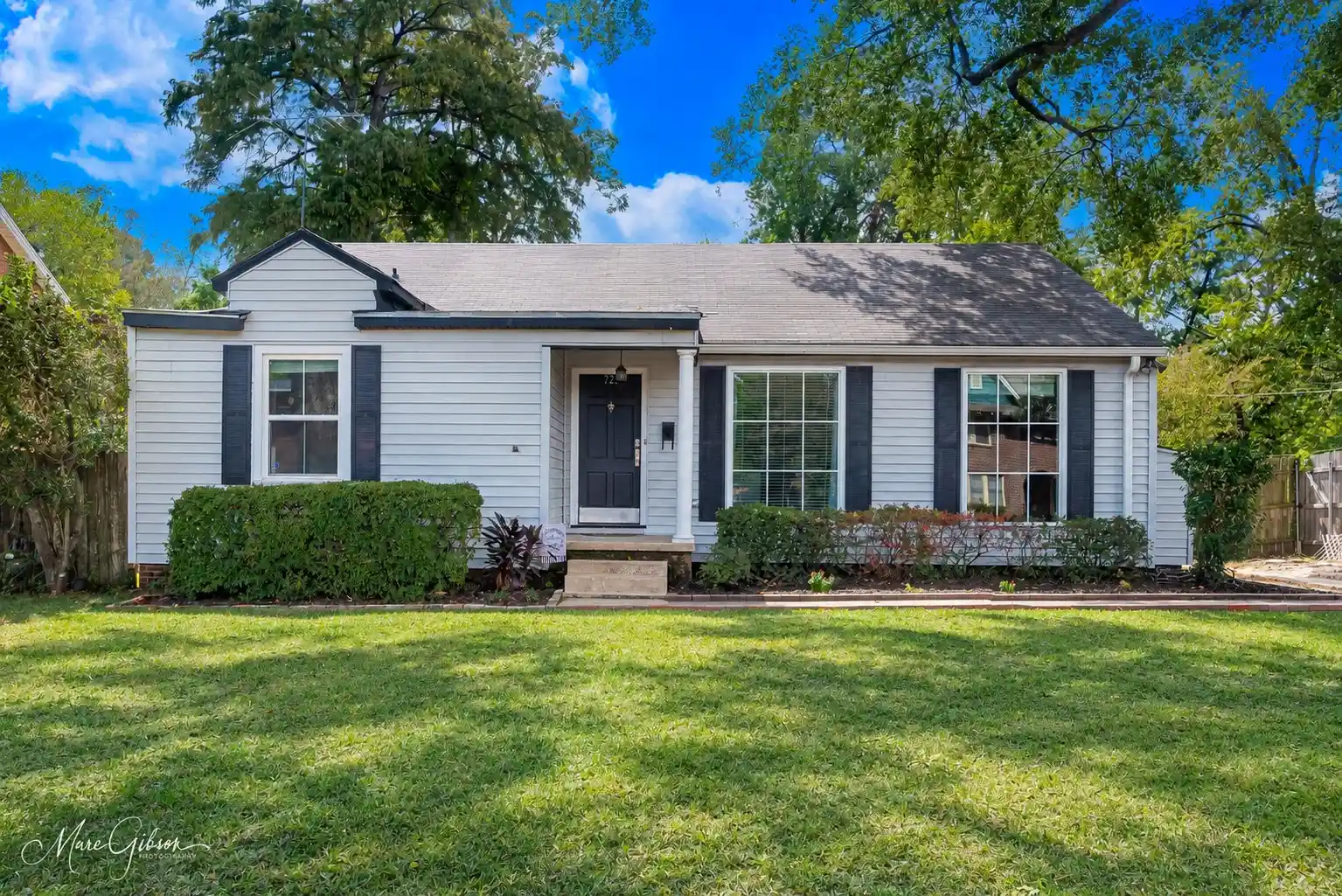 Photo 1 of Single family home for sale at 723 Ockley Dr, Shreveport, LA 71106 | MLS# 21379047 | Listing updated on 2026-10-21