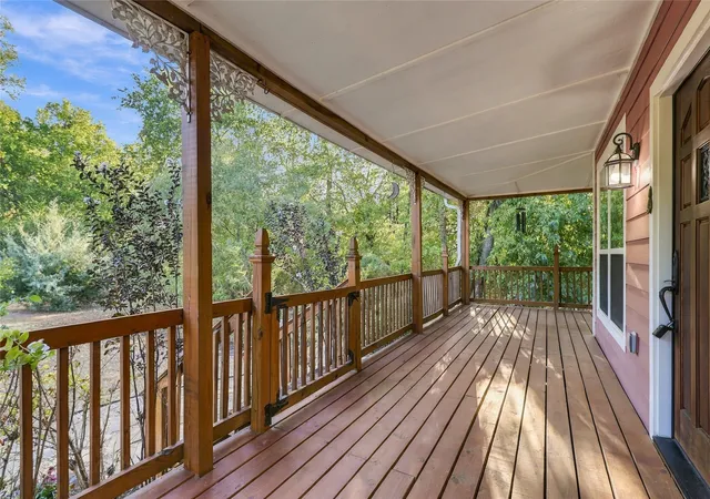 Photo 2 of Single family home for sale at 207 Commerce St, Cumby, TX 75433 | MLS# 21393957 | Listing updated on 2026-09-30