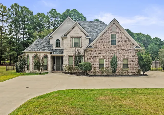 Photo 1 of Single family home for sale at 132 Private Rd 4206, Mount Pleasant, TX 75455 | MLS# 21393979 | Listing updated on 2026-09-24