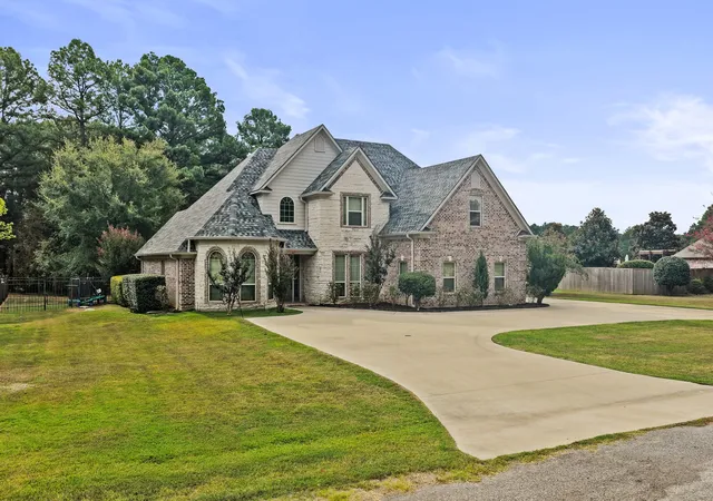 Photo 2 of Single family home for sale at 132 Private Rd 4206, Mount Pleasant, TX 75455 | MLS# 21393979 | Listing updated on 2026-09-24