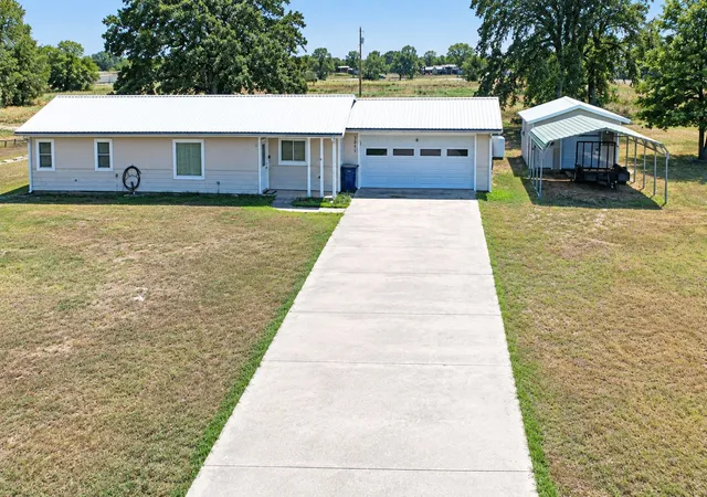 Photo 1 of Single family home for sale at 3085 W Fm 2975, Point, TX 75472 | MLS# 21390315 | Listing updated on 2026-09-24
