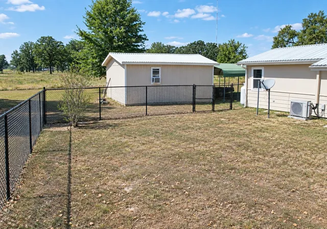 Photo 4 of Single family home for sale at 3085 W Fm 2975, Point, TX 75472 | MLS# 21390315 | Listing updated on 2026-09-24