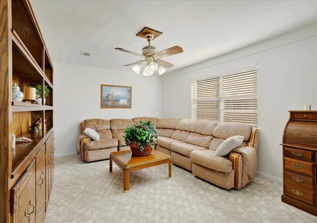 Photo 2 of Single family home for sale at 515 E Day St, Denison, TX 75021 | MLS# 21388990 | Listing updated on 2026-09-26