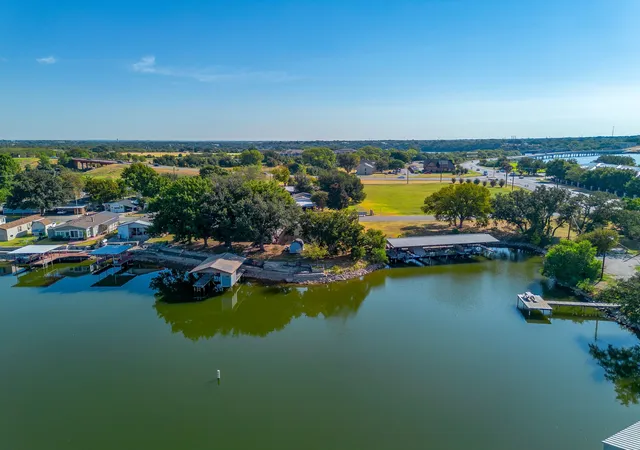 Photo 3 of Manufactured home for sale at 201 Brazos Harbor Dr, Granbury, TX 76048 | MLS# 21375925 | Listing updated on 2026-09-25