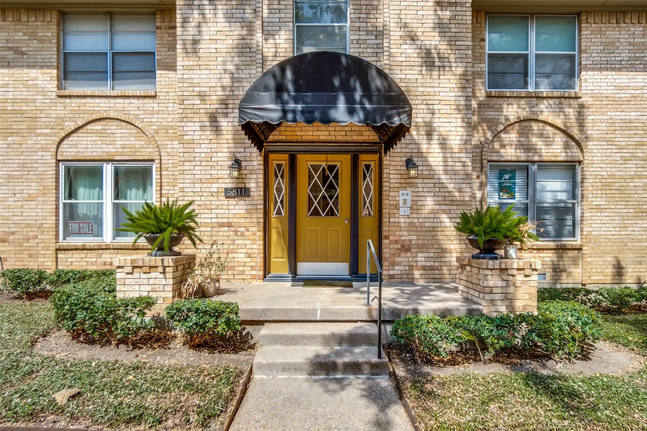 Photo 1 of Condo for sale at 5811 Sandhurst Ln #A, Dallas, TX 75206 | MLS# 21388373 | Listing updated on 2026-10-12