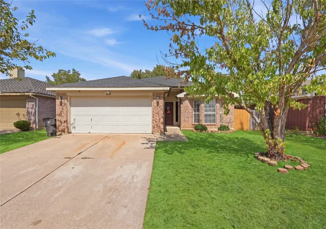 Photo 1 of Single family home for sale at 2332 Corral Dr, Fort Worth, TX 76133 | MLS# 21392920 | Listing updated on 2026-10-07