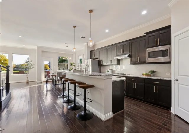 Photo 4 of Single family home for sale at 2124 Meridian Way, Richardson, TX 75080 | MLS# 21388280 | Listing updated on 2026-09-26