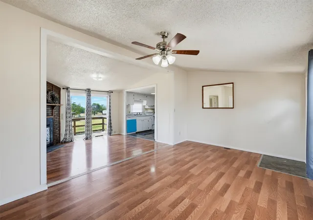Photo 4 of Manufactured home for sale at 7205 Walden Dr, Joshua, TX 76058 | MLS# 21394111 | Listing updated on 2026-09-29