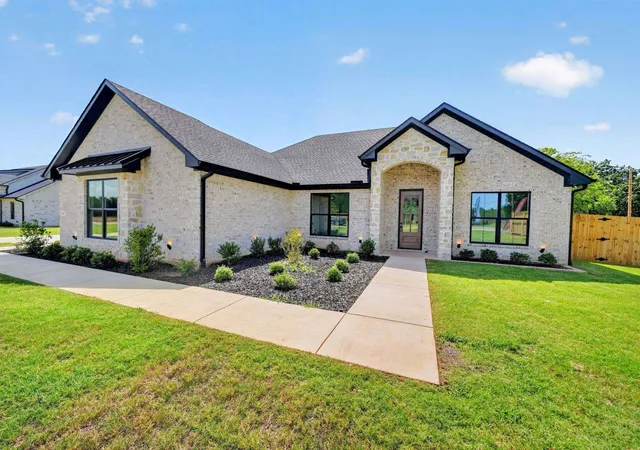 Photo 2 of Land for sale at 370 Grace Ln, Athens, TX 75751 | MLS# 21377467 | Listing updated on 2026-09-24